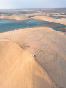 visit-qatar-loZ-4TdMaxA-unsplash